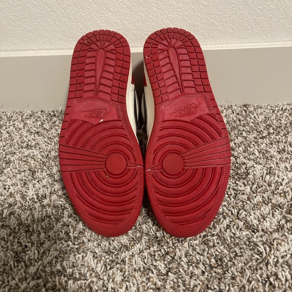 Jordan 1 Lost and Found main image 7